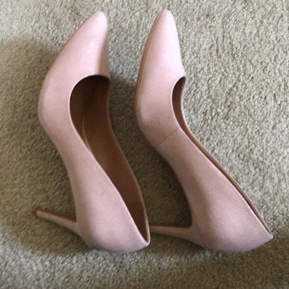Calvin Klein Kamara Pump with Croc Styling in Nude with Pink Undertones-Size 8.5 - Picture 5 of 12